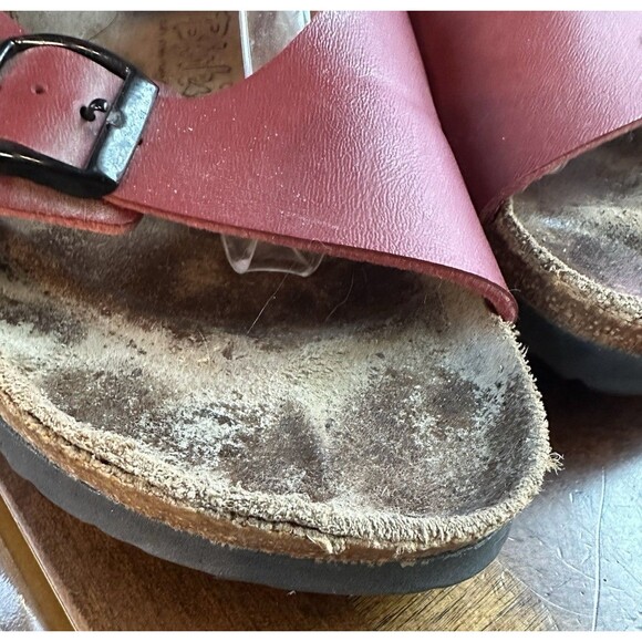 Birki’s by Birkenstock Red 3 Strap Sandals Size 40 Womens 9 Mens 7 - Picture 6 of 10